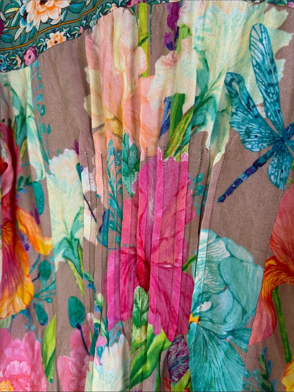Aratta Multicolor Floral Button-Down Blouse with Brown Collar - Picture 7 of 7